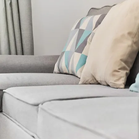 Siemianowicka With Balcony & Parking Wroclaw By Renters Apartmán *