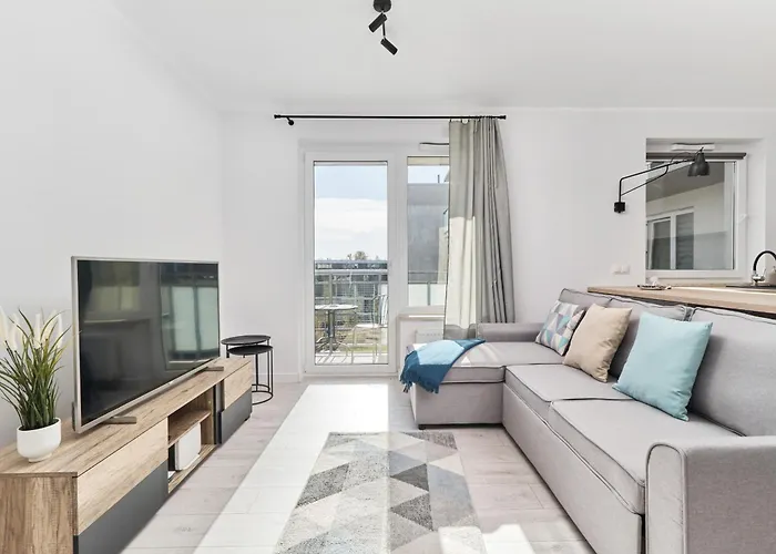 Siemianowicka With Balcony & Parking Wroclaw By Renters Apartmán *