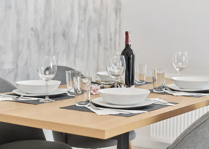 Siemianowicka With Balcony & Parking Wroclaw By Renters Apartmán